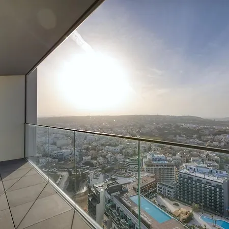 Stunning In The Iconic Mercury Tower Saint Julian's
