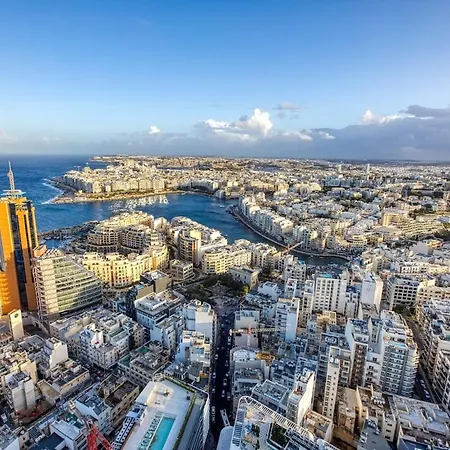 Διαμέρισμα Stunning In The Iconic Mercury Tower