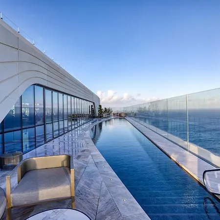 شقة Stunning In The Iconic Mercury Tower *