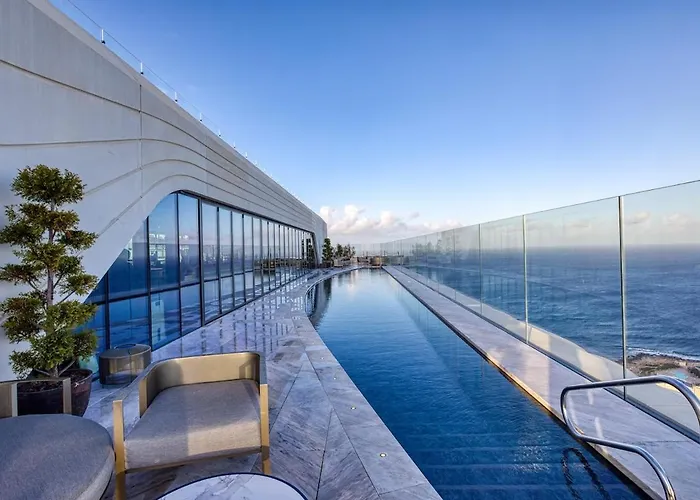 Апартаменты Stunning In The Iconic Mercury Tower *